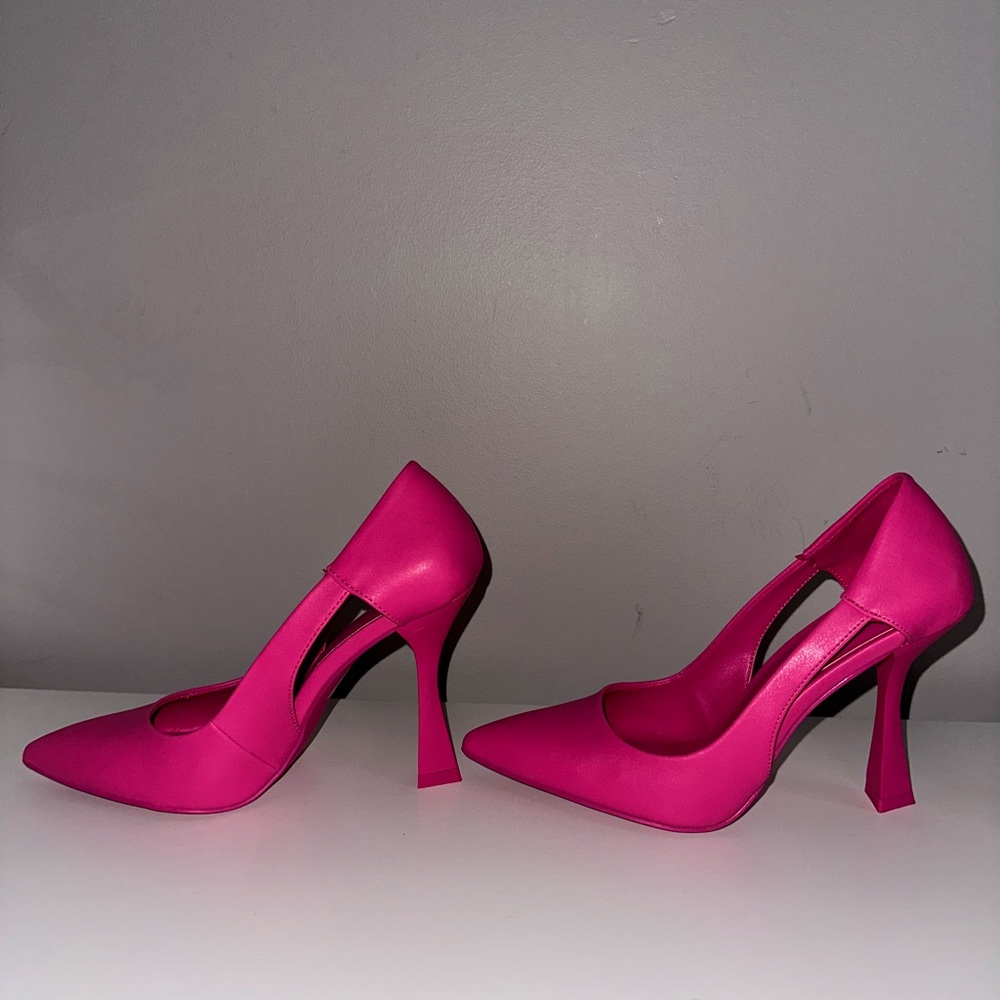 BRAND NEW ALDO HEELS